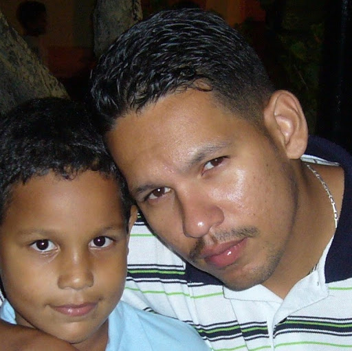 Humberto Ramirez Photo 30