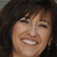 Christine Henning Photo 19