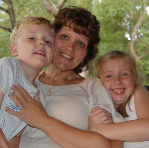 Kristi Brown Photo 19