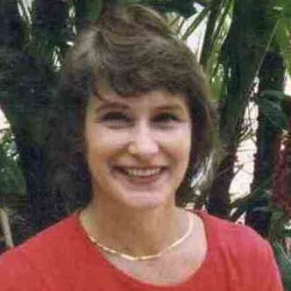 Kathryn Hutchison Photo 9
