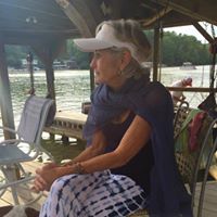 Denise Cameron Photo 17