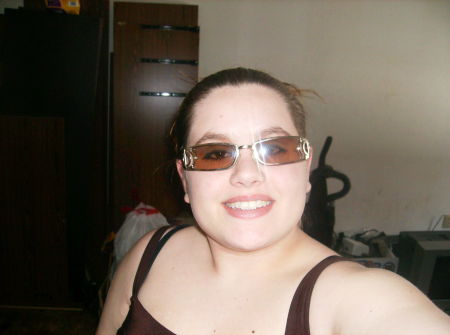 Megan Richardson Photo 20