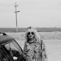 Angela Parr Photo 14