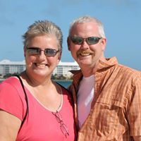 Linda Daniel Photo 17