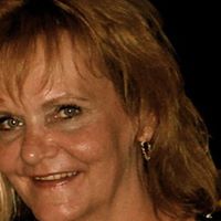 Susan Livingstone Photo 17