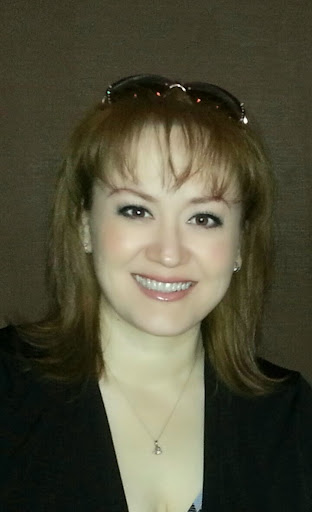 Laura Pennington Photo 40