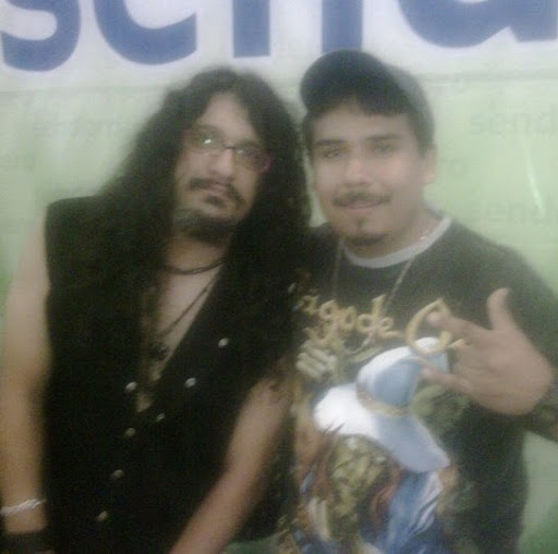 Erick Vazquez Photo 13