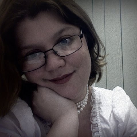 Elizabeth Halvorson Photo 3