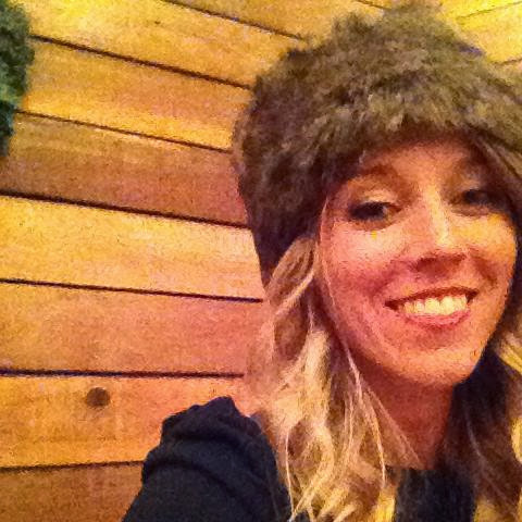 Sarah Kuhns Photo 13