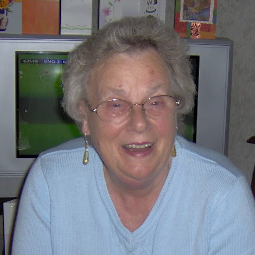 Jean Weir Photo 5