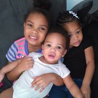 Nicole Harvey Photo 15