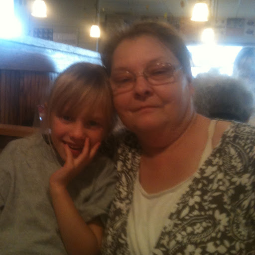 Diane Wills Photo 25