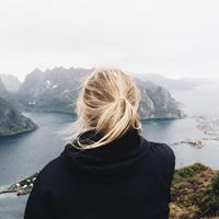 Sara Strand Photo 35