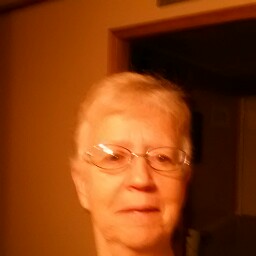 Brenda Hearn Photo 29