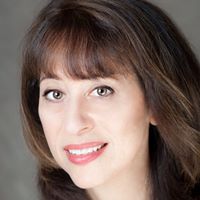 Michele Wolf Photo 18