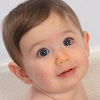 Anna Hartmann Photo 11