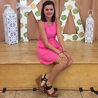 Alexandra Roberts Photo 43