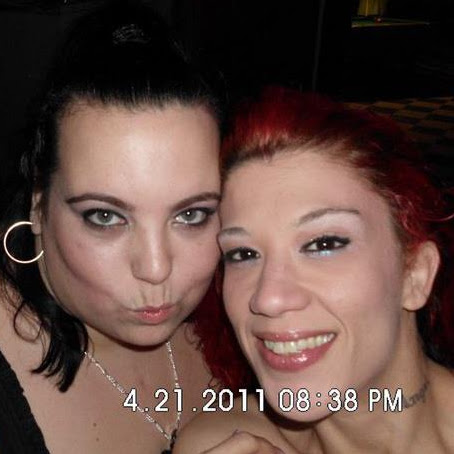 Lisa Loving Photo 11