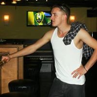 Michael Wills Photo 29