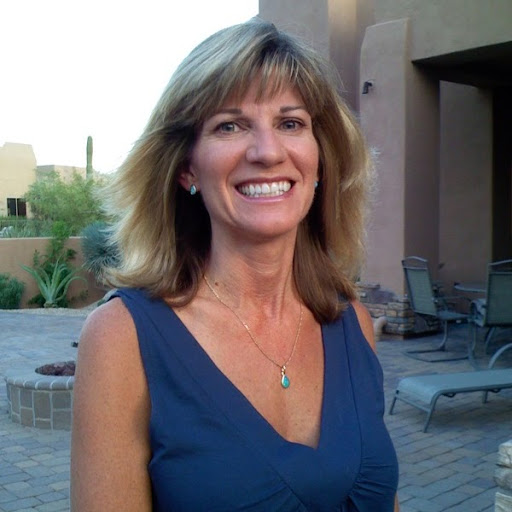 Debbie Snow Photo 4