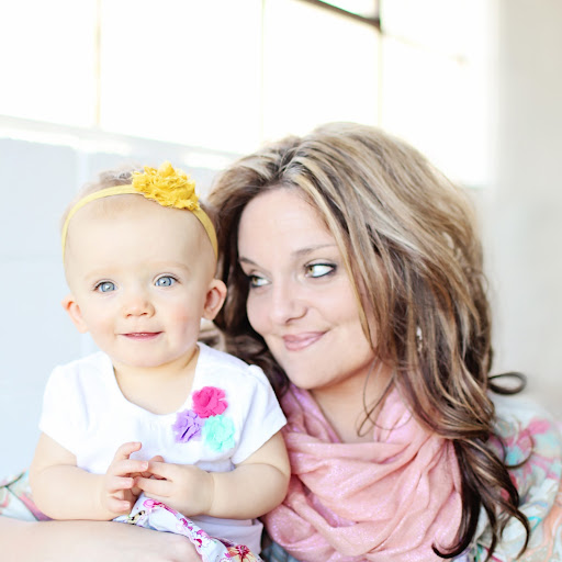 Traci Phillips Photo 19