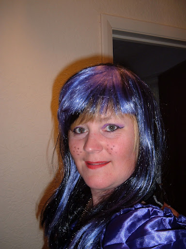 Angela Hardy Photo 12