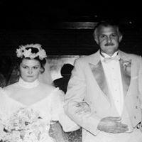 Michele Hull Photo 10