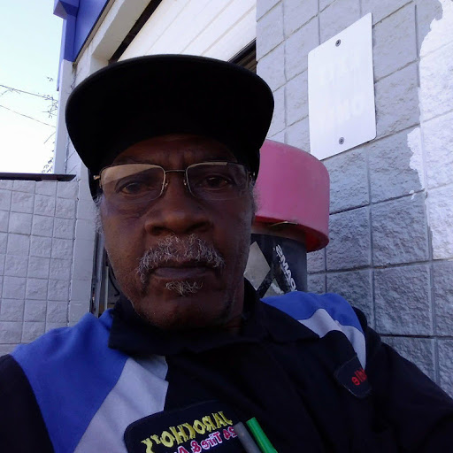 Freddie Sims Photo 3