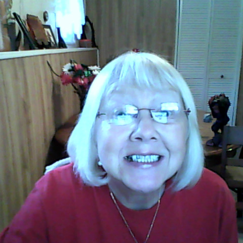 Elizabeth Bennington Photo 6