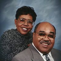 Ralph Tyler Photo 35