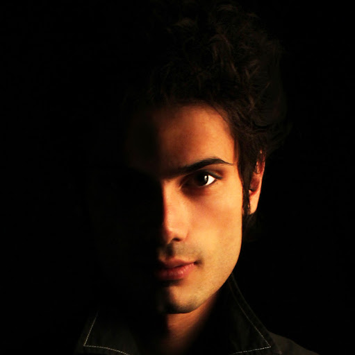 Hasan Imani Photo 3