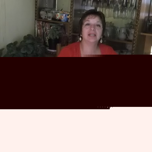 Elizabeth Muller Photo 36