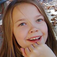 Julia Skaggs Photo 5