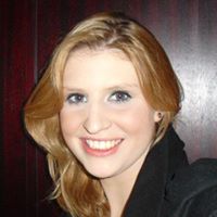 Angela Lindstrom Photo 11