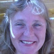 Linda Simonsen Photo 5