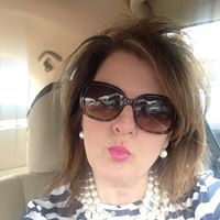 Michelle Baker Photo 28