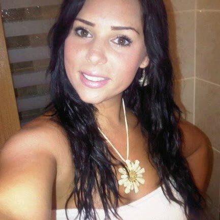 Leah Wright Photo 18