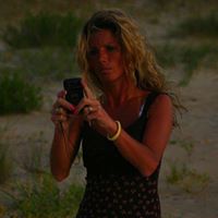 April Grant Photo 13