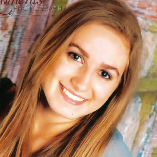 Allison Moll Photo 1