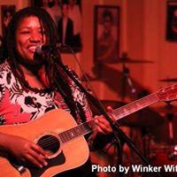 Andrea Dawson Photo 9