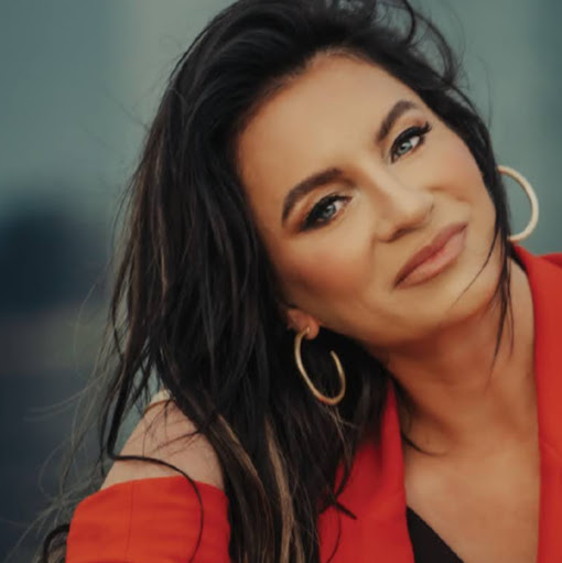 Renee Young Photo 44