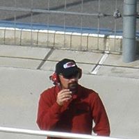Derek Reynolds Photo 38