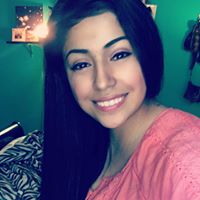 Diana Villalobos Photo 15