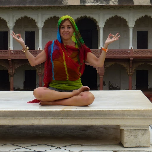 Elvira Martinez Photo 29