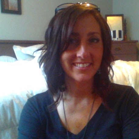 Kellie Robertson Photo 14