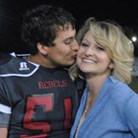 Kelly Lowther Photo 19