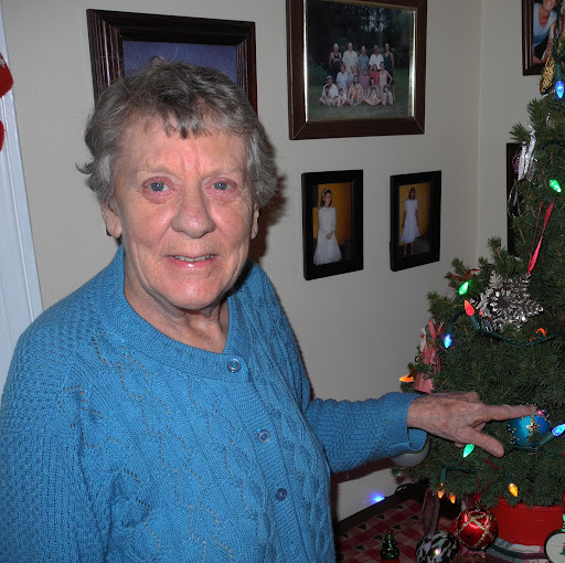 Joan Davidson Photo 13