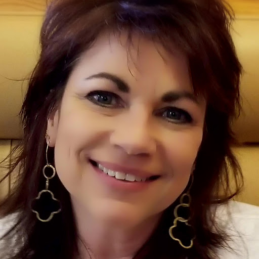 Leigh Fitzgerald Photo 8