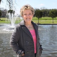 Linda Dawson Photo 6
