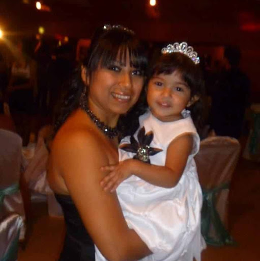 Jessica Castillo Photo 25